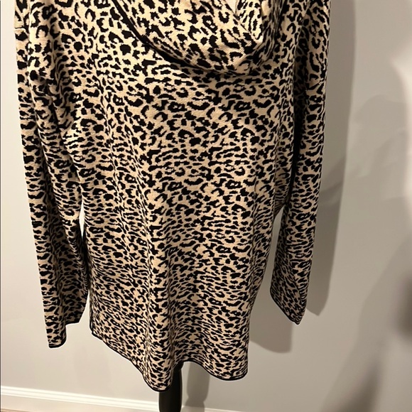 Leopard Print Cowl Neck Sweater - Picture 4 of 14